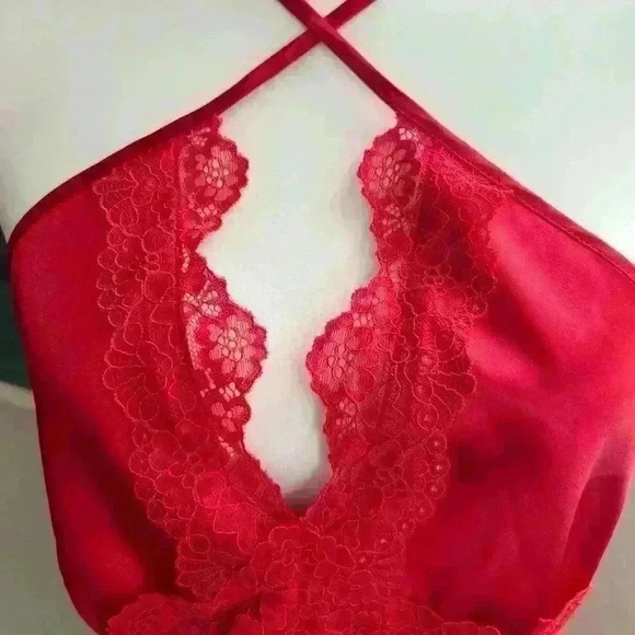 NWT Sincerely Jules Red Satin Slip On Lingerie. Size Small - Picture 5 of 7